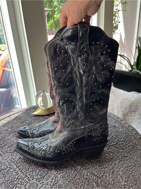 CORRAL EMBROIDERED STUD BLACK OVERLAY SNIP TOE WESTERN BOOTS 8.5